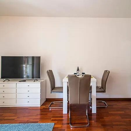 Leonardo Apartment Meran